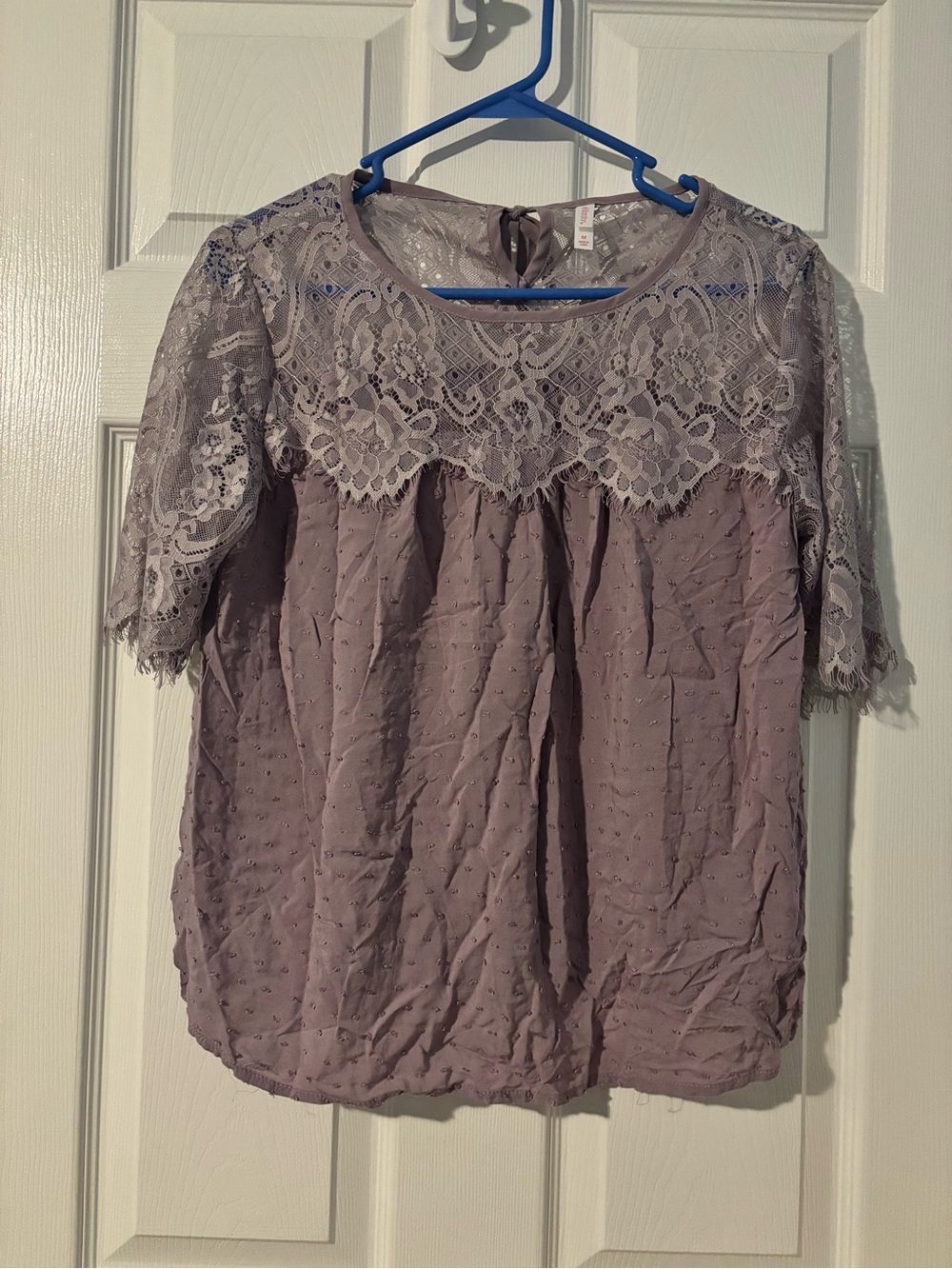 Lace Yoke Short Sleeve Top - Dusty lilac